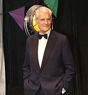 Sky Dumont als Erzähler vom vom 20. bis zum 25.03. und 6. bis 11. März 2018 (©Foto: Martin Schmitz)